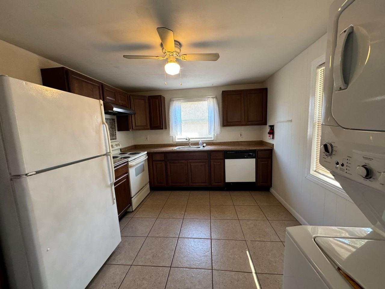 1405 Gattis Dr - Photo 6 of 14