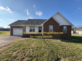 featured image of 2002 Dogwood Ln