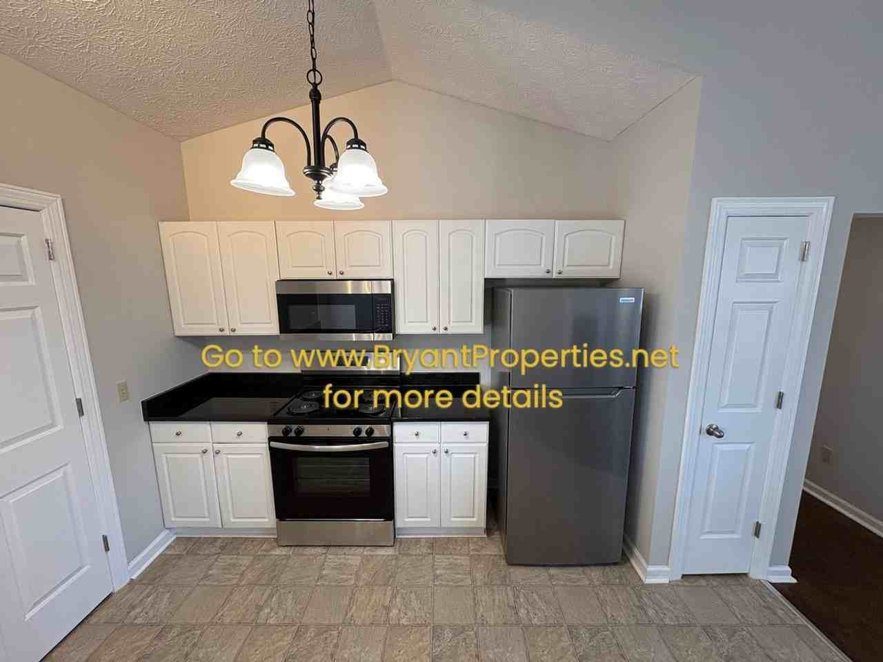 2002 Dogwood Ln - Photo 5 of 24