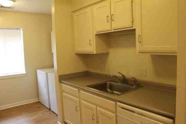 25 Deallyon Ave #134 - Photo 4 of 12