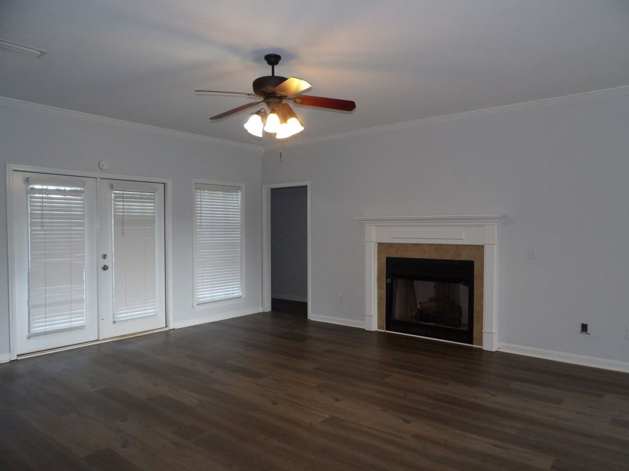 176 Hannah Rd - Photo 4 of 16