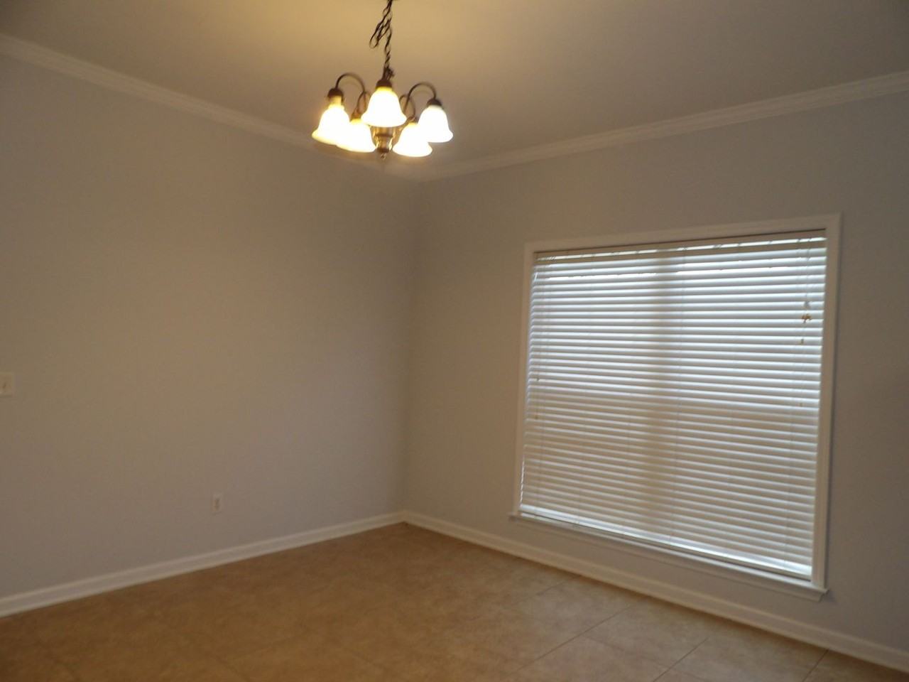 176 Hannah Rd - Photo 7 of 16