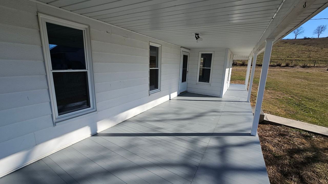 13907 Newcomer Rd - Photo 5 of 38