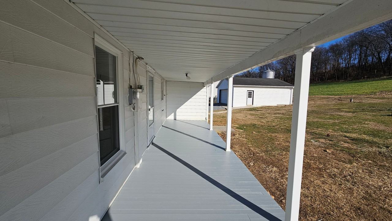 13907 Newcomer Rd - Photo 6 of 38