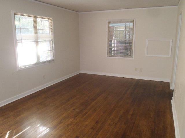 4090 Meadow Dr - Photo 2 of 9