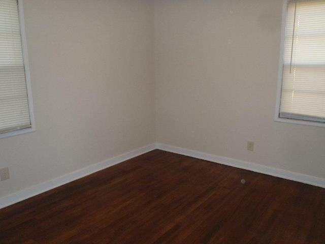 4090 Meadow Dr - Photo 4 of 9