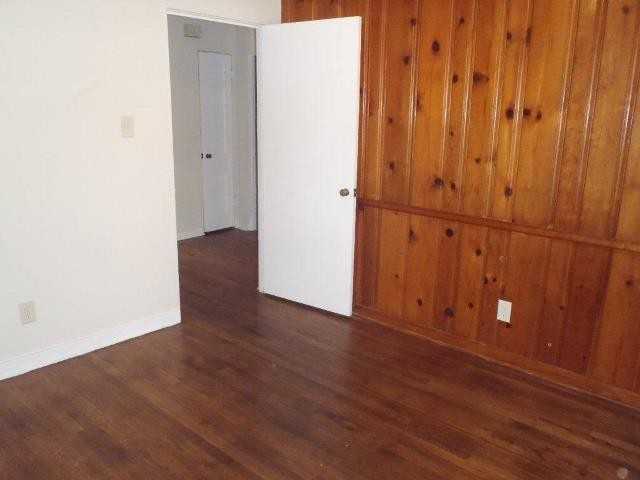 4090 Meadow Dr - Photo 5 of 9