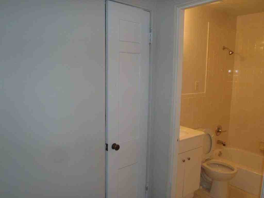 4090 Meadow Dr - Photo 7 of 9