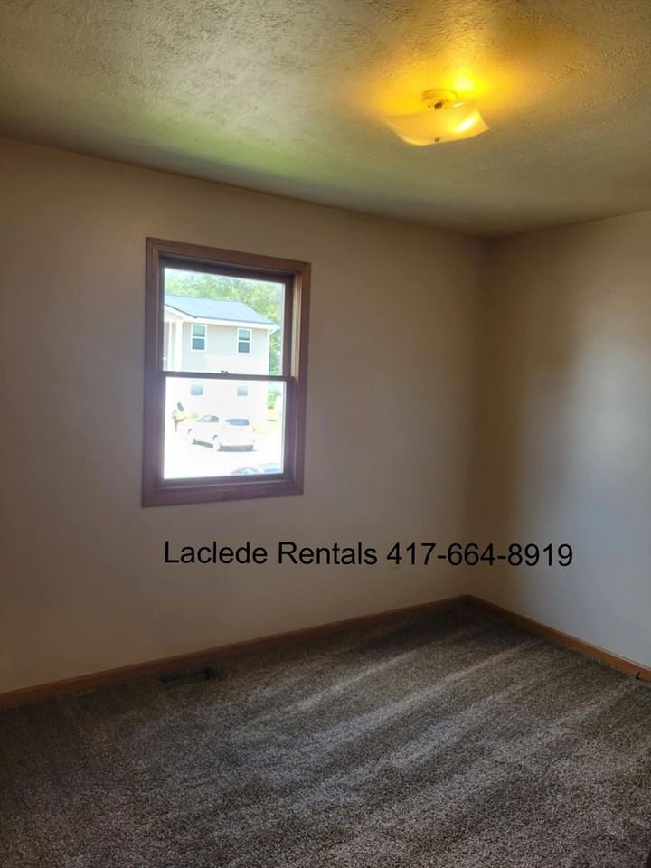 736 Parkhurst Dr - Photo 6 of 6