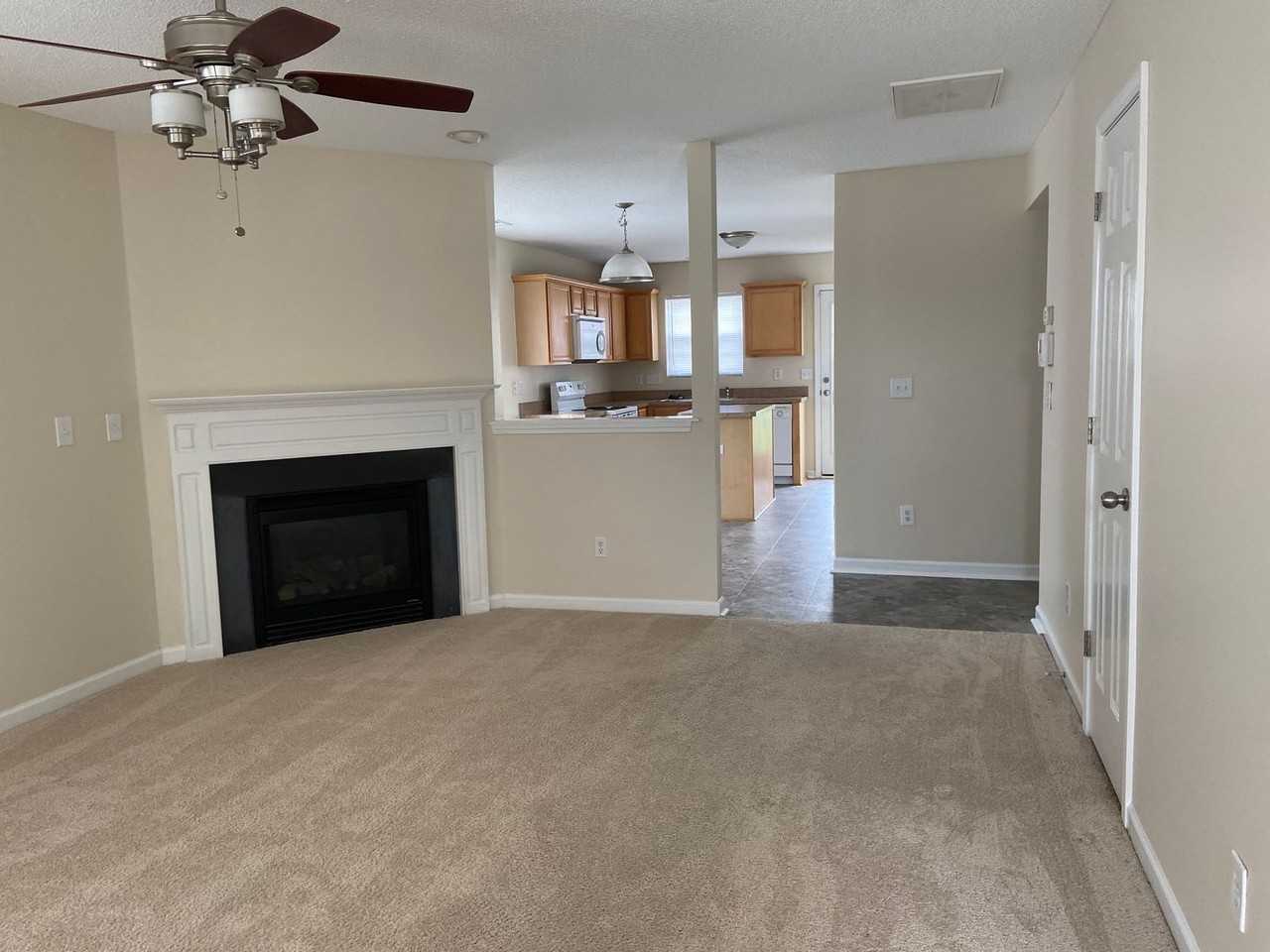 7741 Oliver Park Dr - Photo 2 of 8