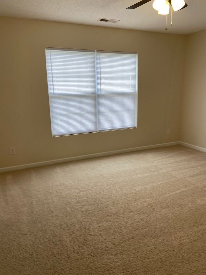 7741 Oliver Park Dr - Photo 7 of 8