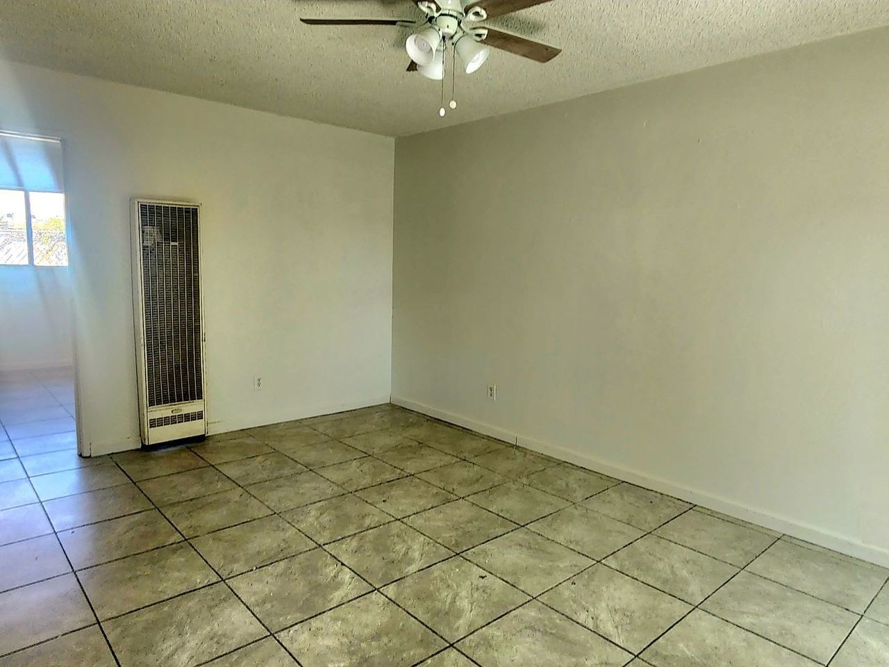 126 Wilson Ave. - Photo 4 of 9