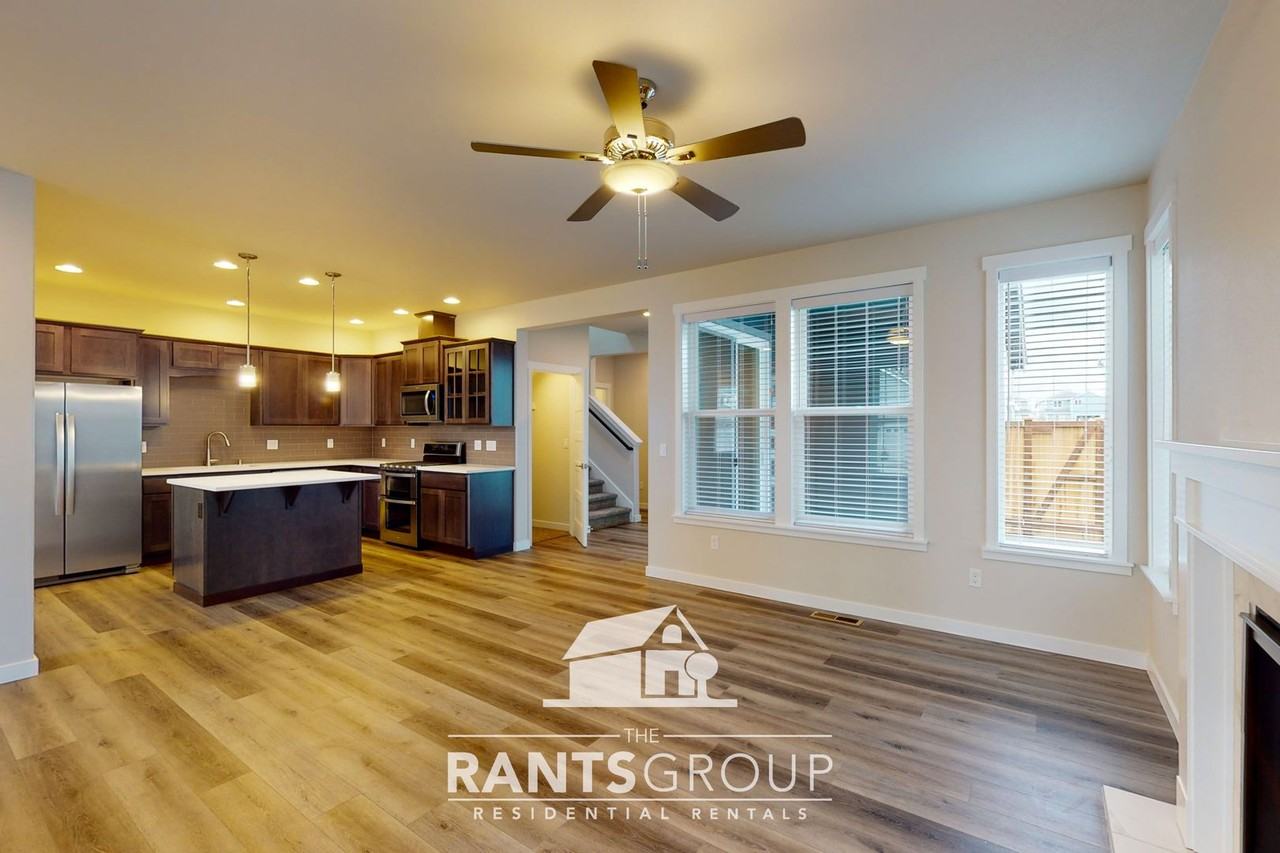 9013 Priscilla Dr Se - Photo 5 of 35