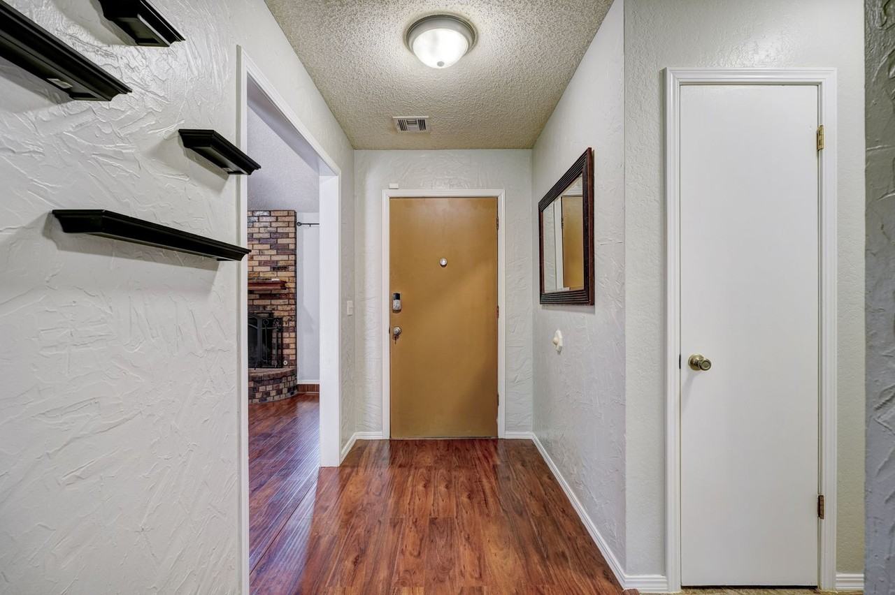 13224 Marsh Ln - Photo 5 of 47