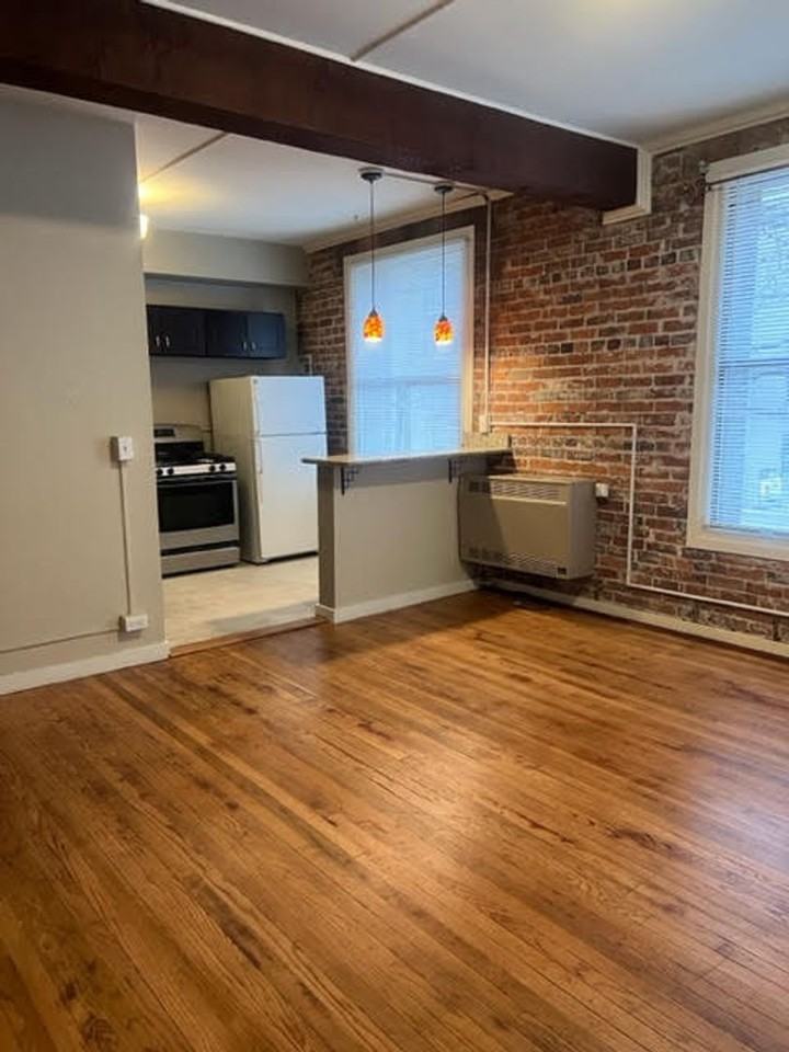 2021 4th ave - Photo 4 of 12