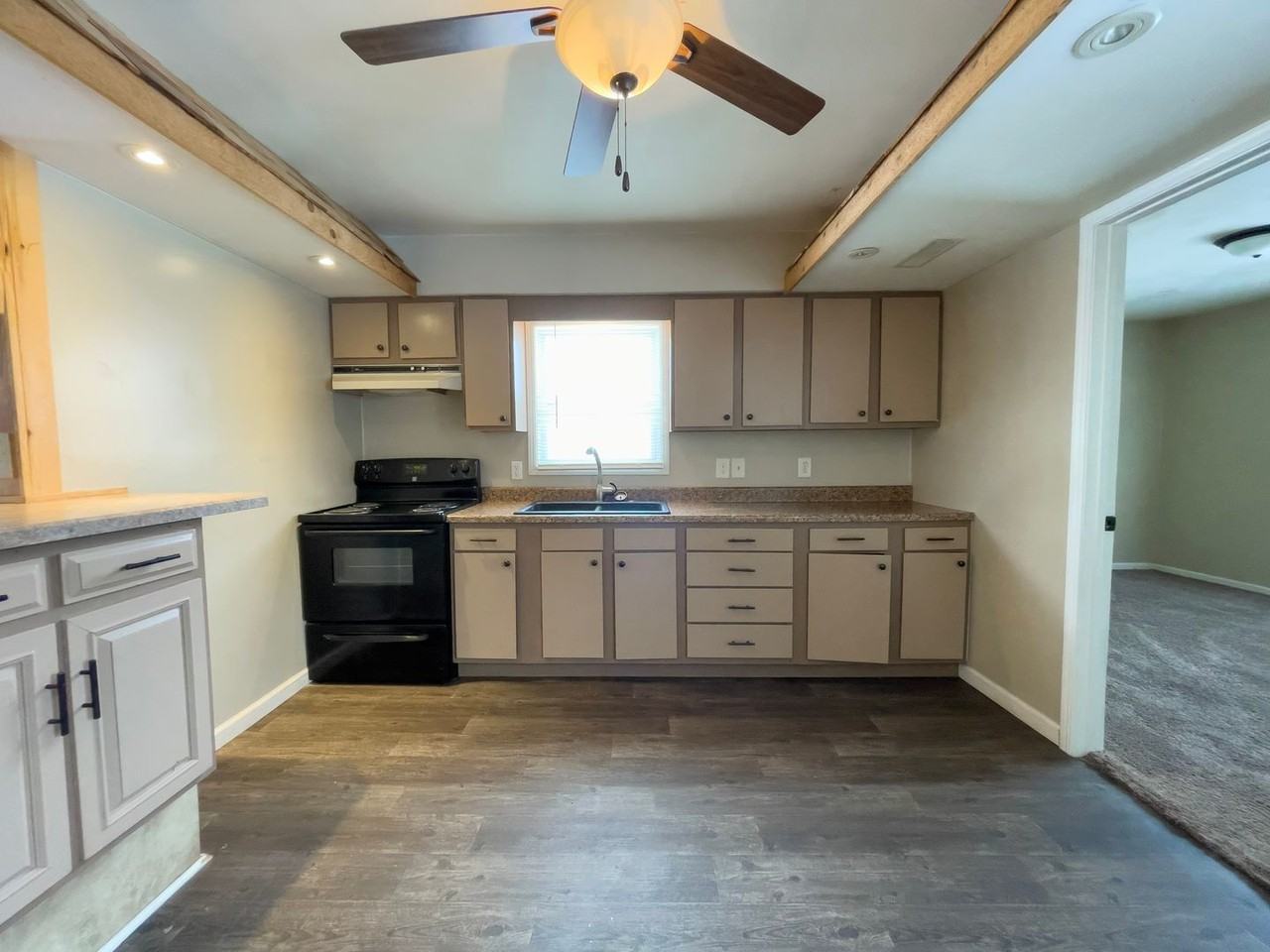 1800 E Princeton Ave - Photo 7 of 28