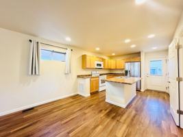 featured image of 203 Cardinal Way