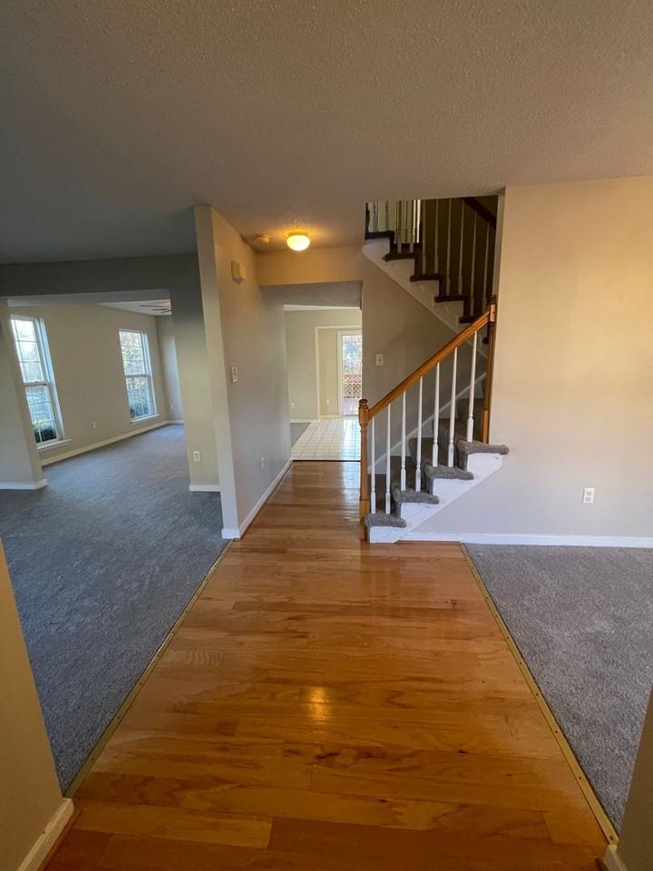 7806 Fern Hollow Dr - Photo 2 of 39