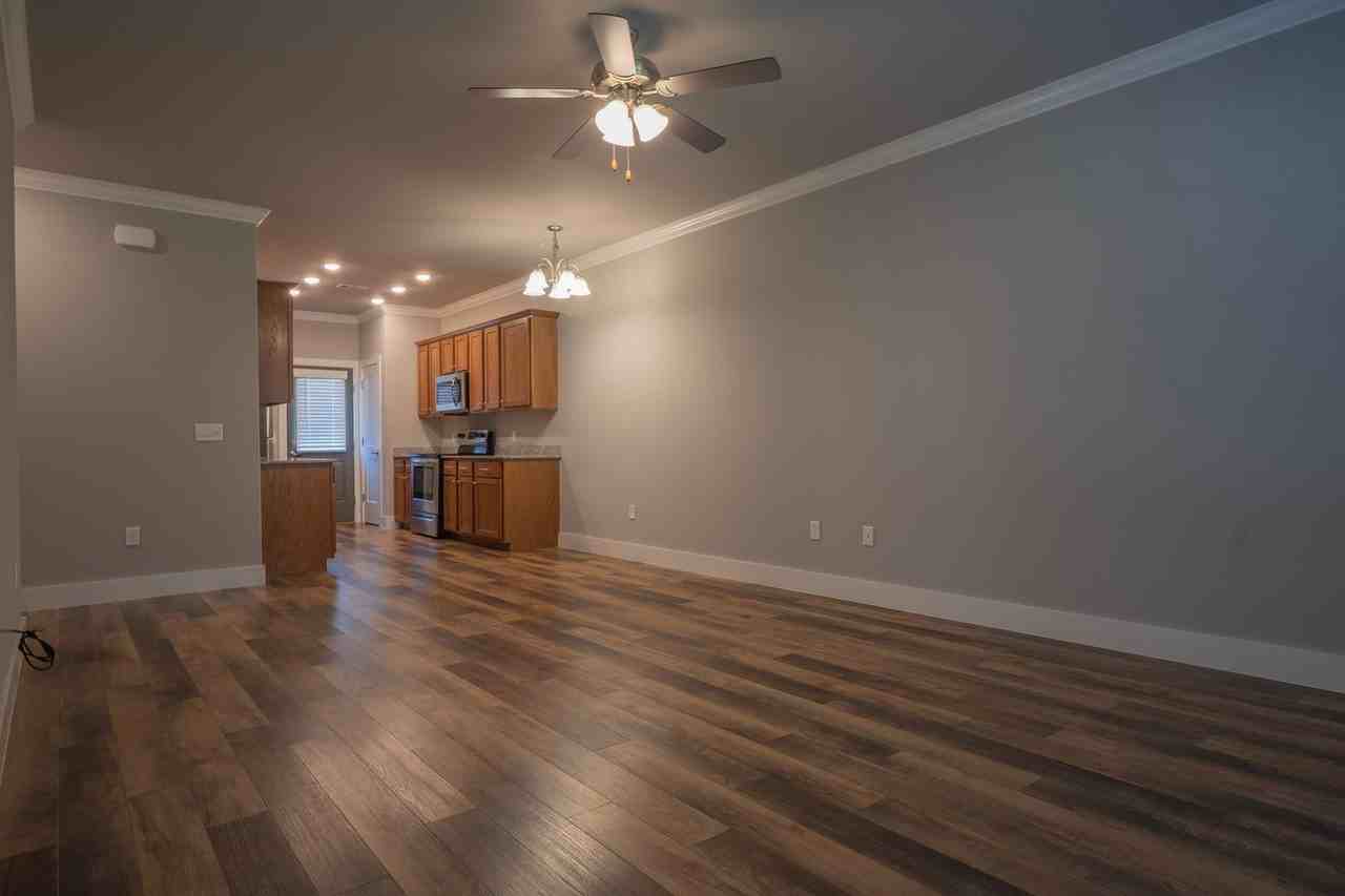 1713 Booker Cir - Photo 6 of 25