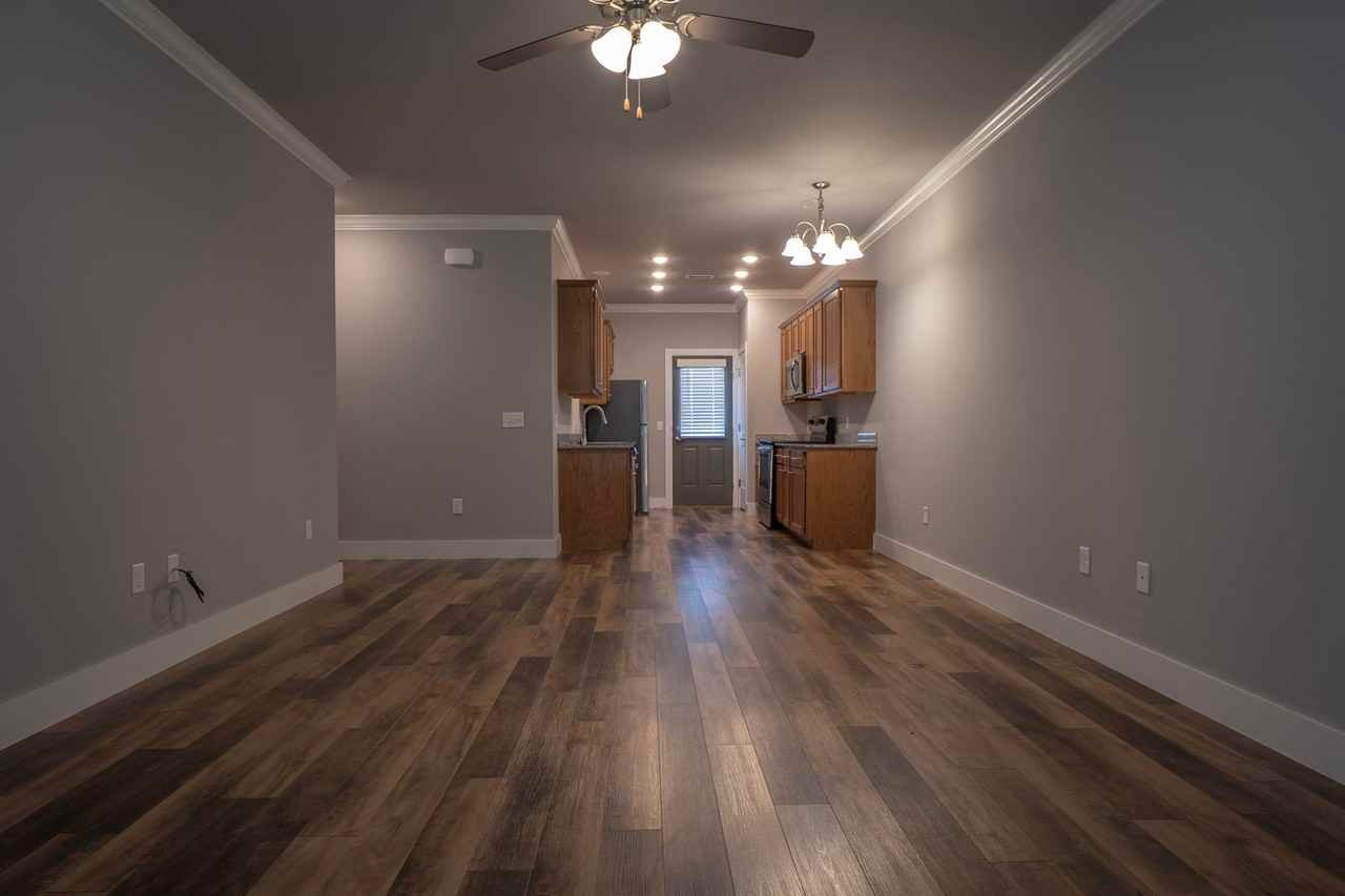 1713 Booker Cir - Photo 7 of 25