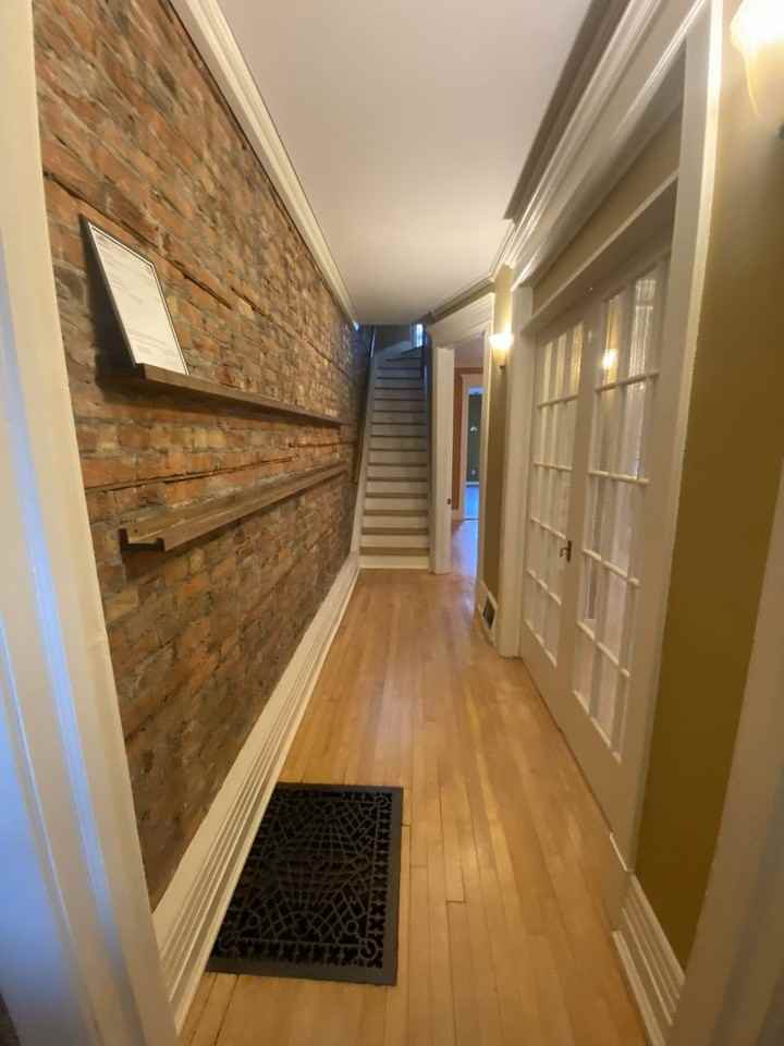 125 N 9th Ave E - Photo 2 of 31