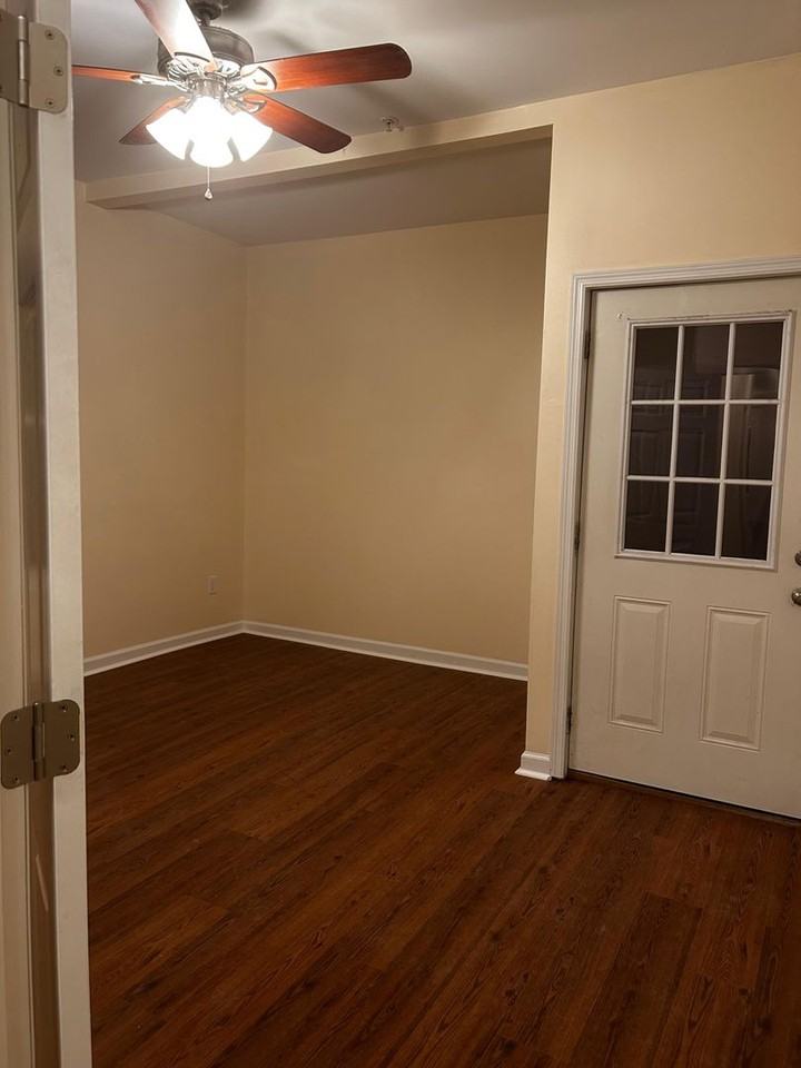 1326 E Gibson St - Photo 7 of 17