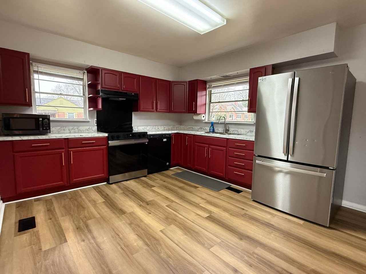 119 Haney Dr - Photo 3 of 9