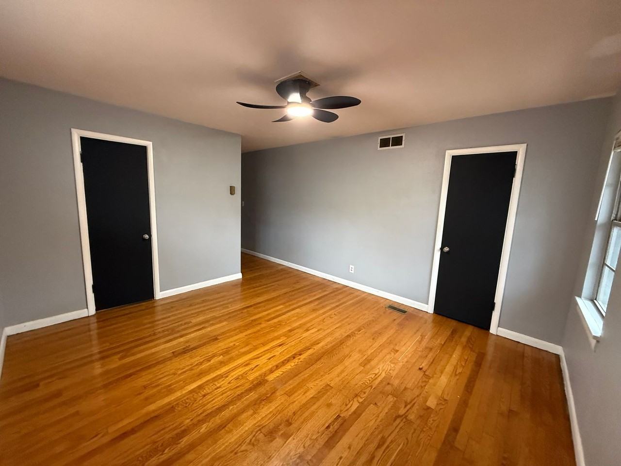 119 Haney Dr - Photo 7 of 9