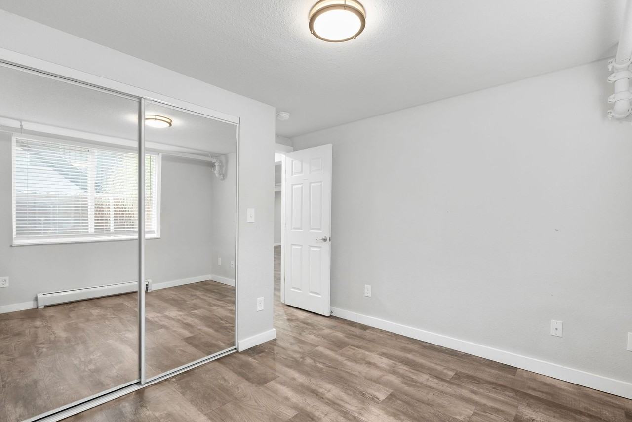 Steele Rose Apartments - Photo 3 of 25