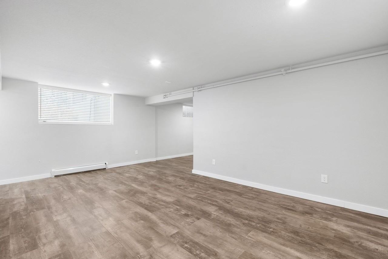 Steele Rose Apartments - Photo 4 of 25