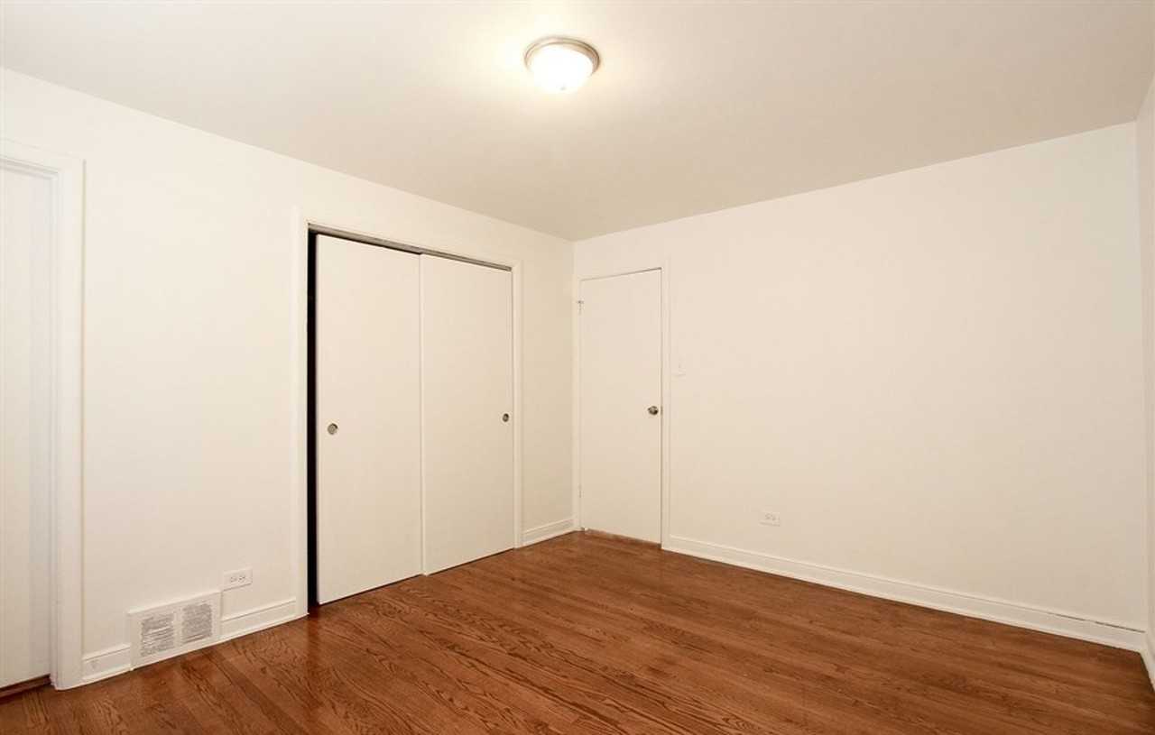 11143 S Dr Martin Luther King Jr Dr Chicago, IL 60628 - Photo 4 of 11