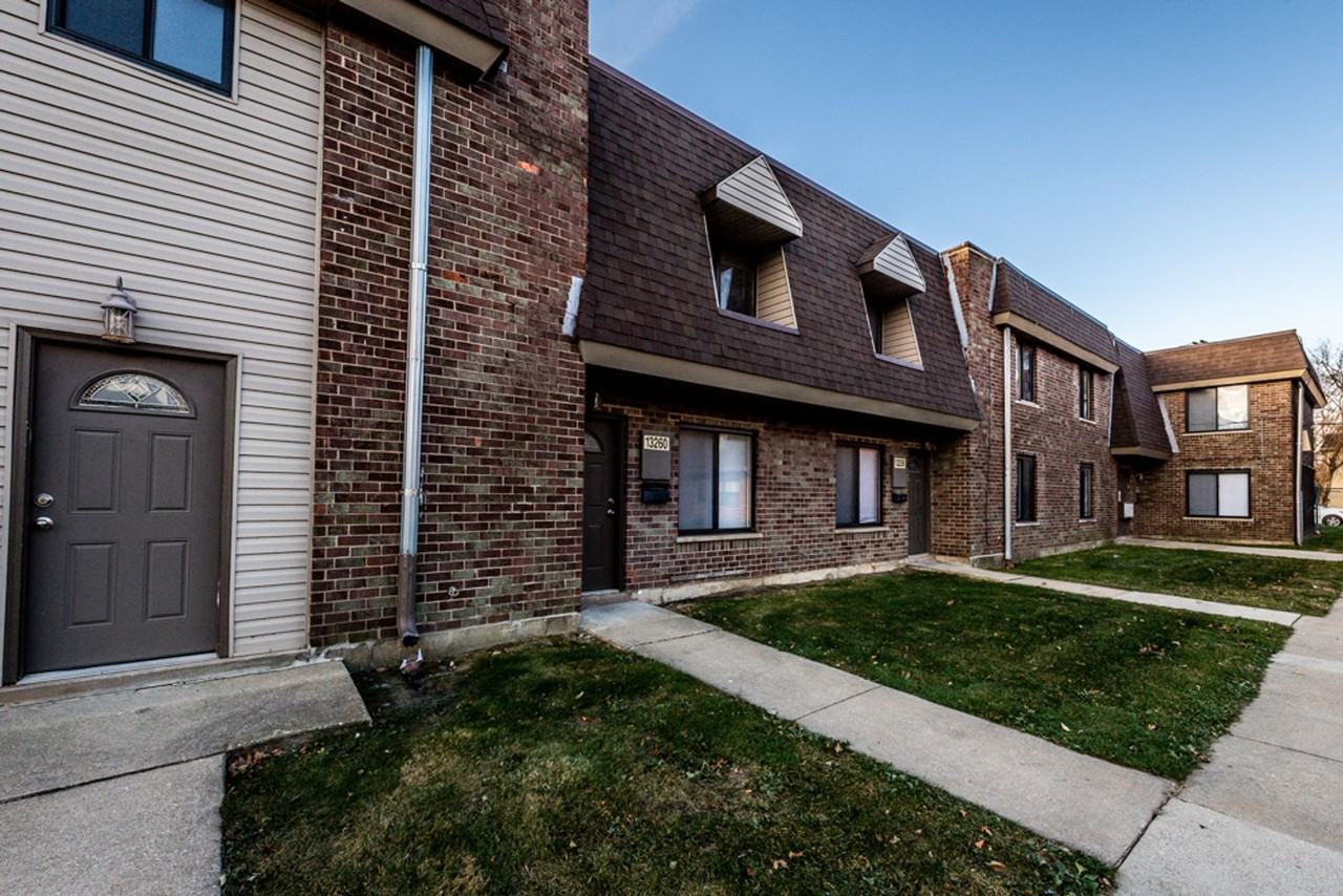 13256 S Prairie Ave Chicago, IL 60827 - Photo 5 of 16