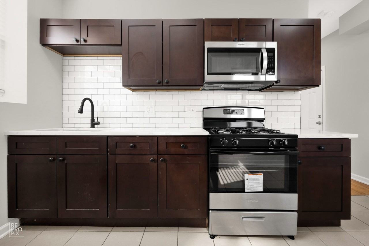 1145 N Austin Blvd Chicago, IL 60651 - Photo 5 of 21