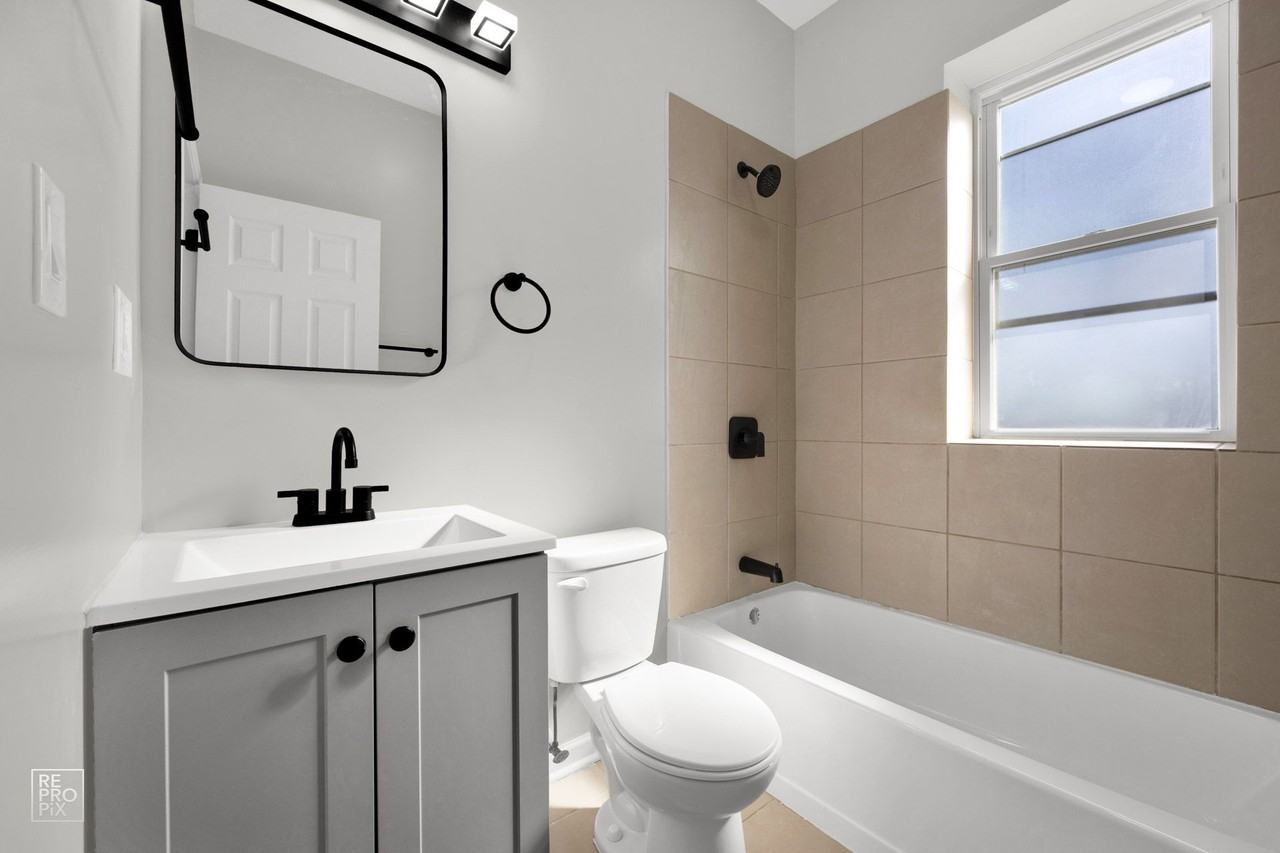 1145 N Austin Blvd Chicago, IL 60651 - Photo 7 of 21