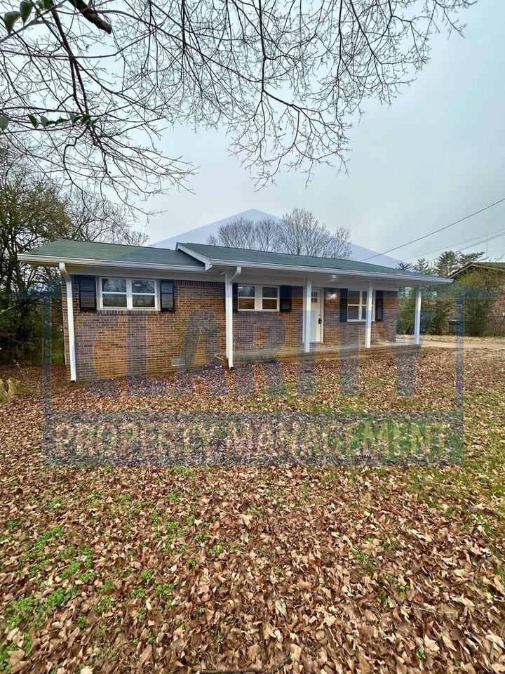 1711 1711 S. Meade Circle Drive NW - Photo 3 of 23