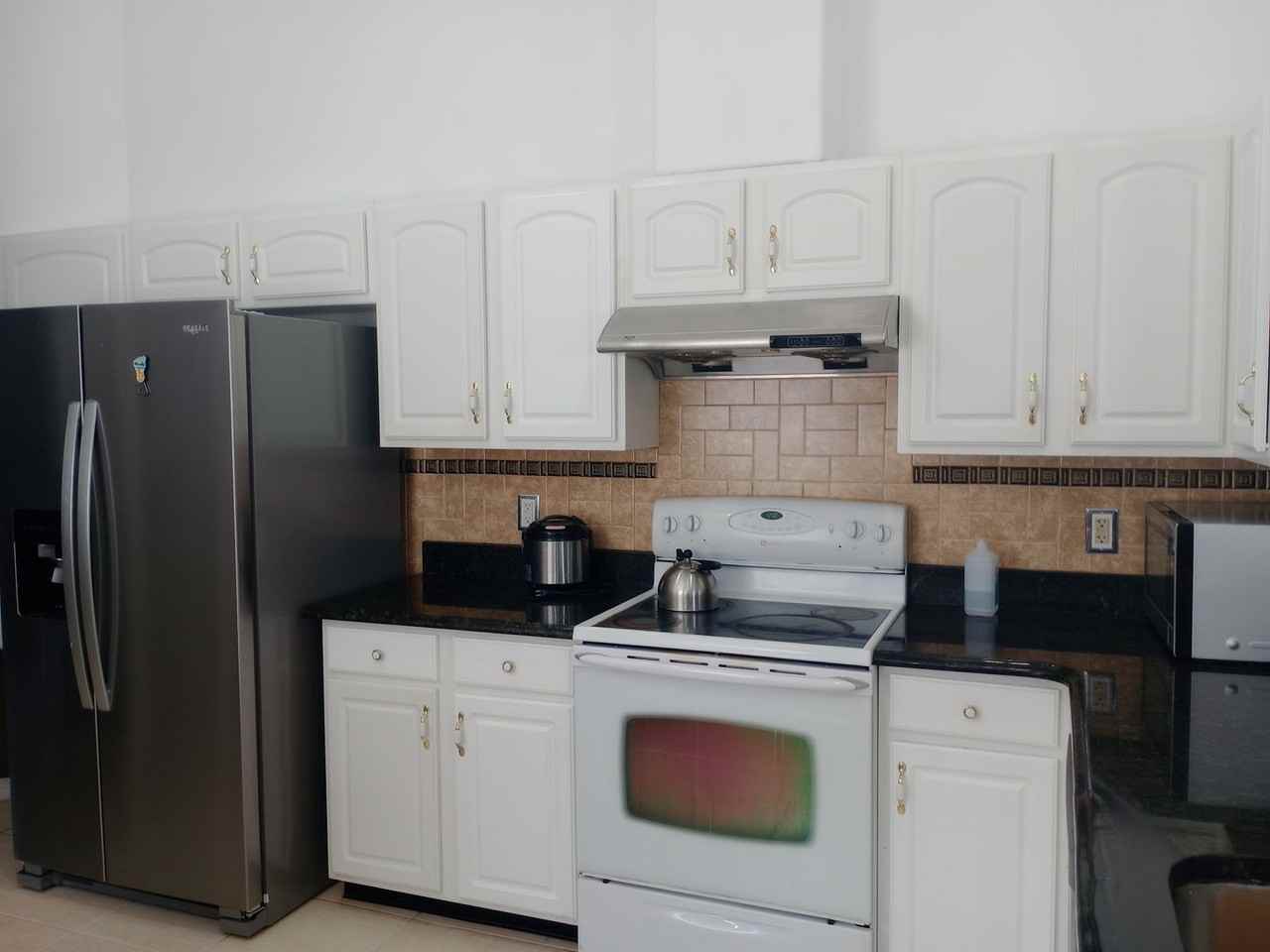 10121 Doriath Cir - Photo 2 of 17