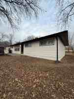 featured image of 11015 Cambridge Ave