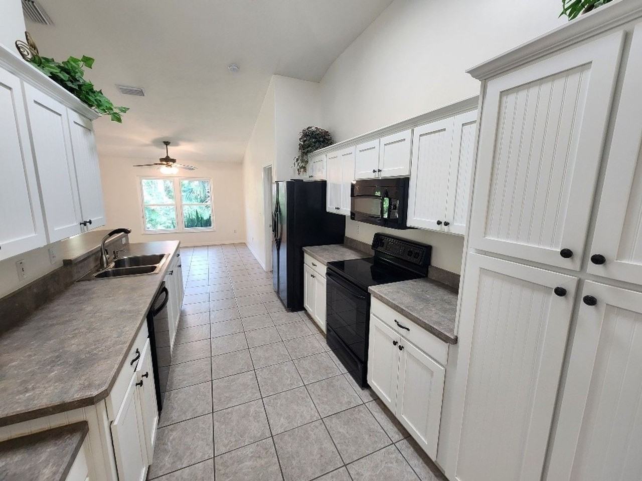 2853 Turnbull Estates Dr - Photo 4 of 19