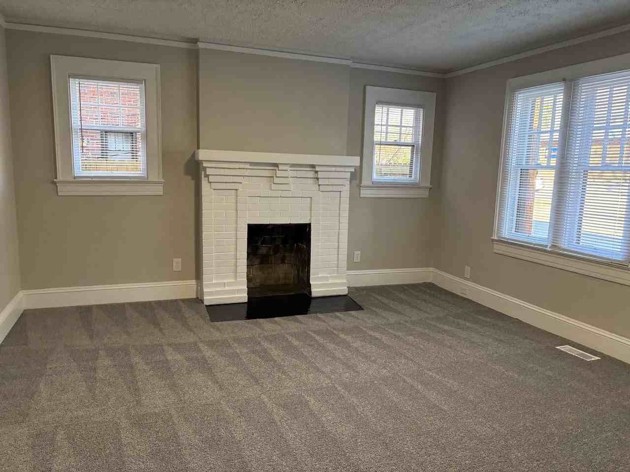 1108 S Main St - Photo 3 of 14