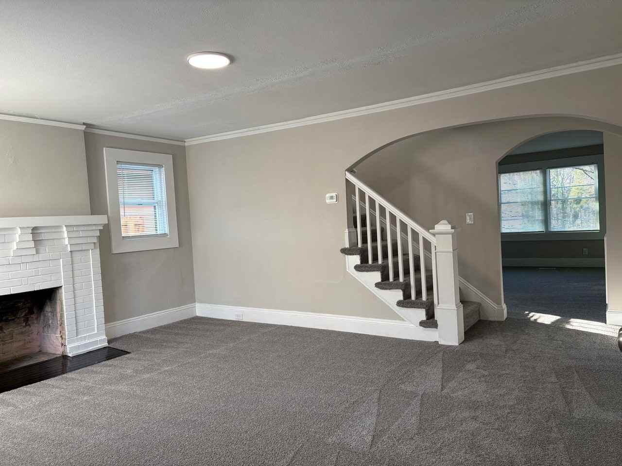 1110 S Main St - Photo 2 of 14