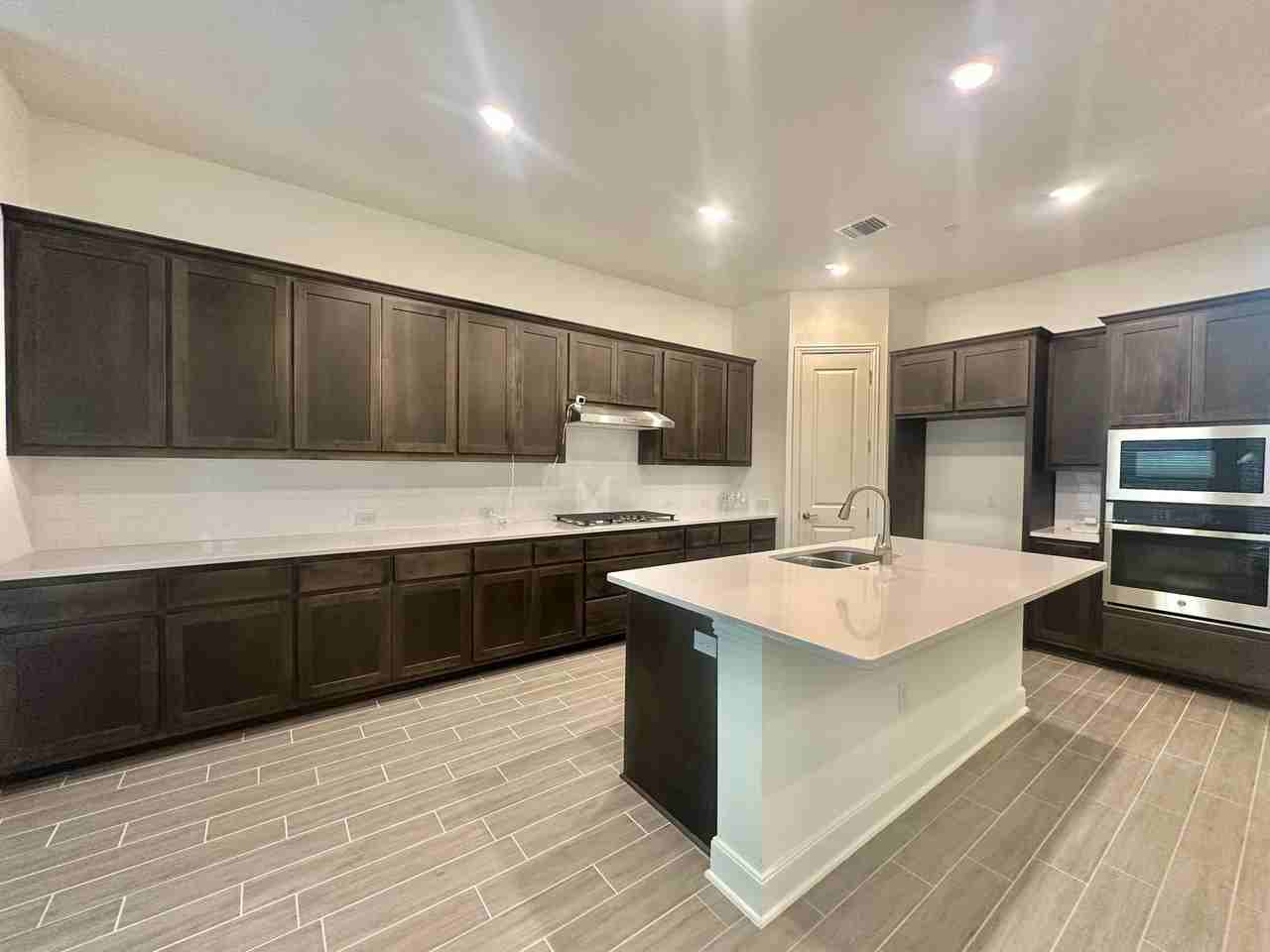 5312 Watusi Bnd - Photo 7 of 34