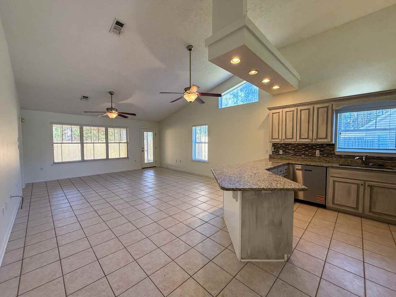 1341 Tiger Lake Dr - Photo 3 of 24