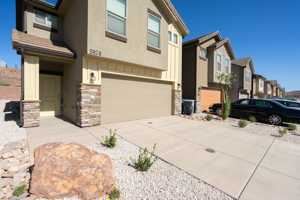 featured image of 5926 S Challenger Way