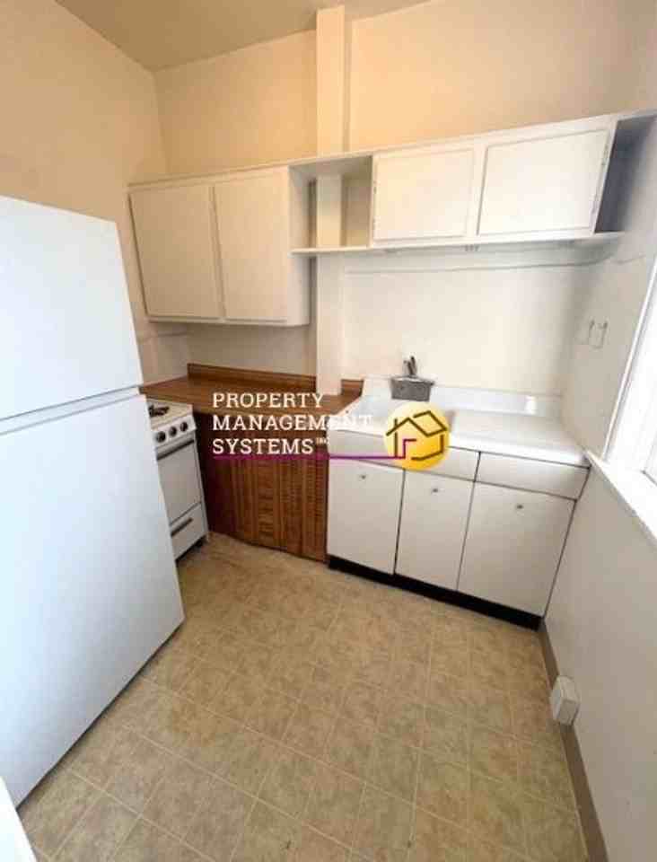 135 B St #4 - Photo 5 of 14