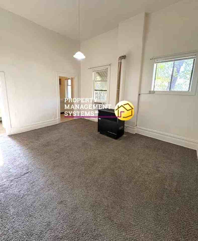 135 B St #4 - Photo 3 of 14