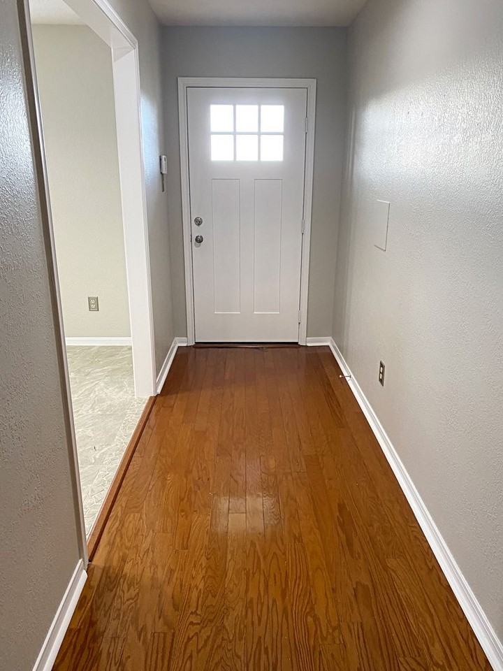 9170 Manion Dr - Photo 2 of 17