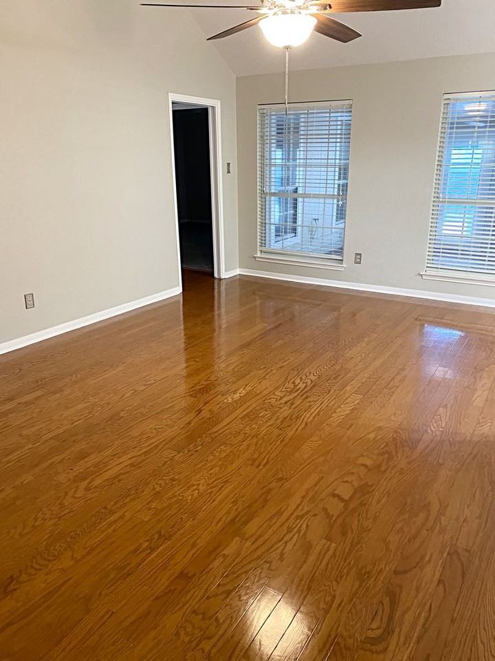 9170 Manion Dr - Photo 3 of 17