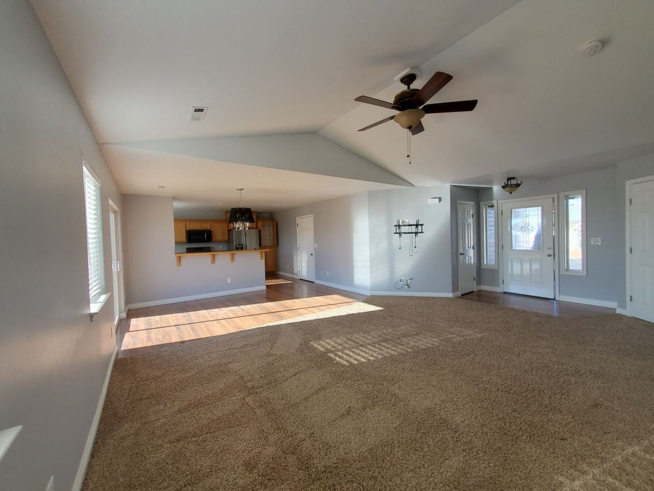 7410 Golden Trl - Photo 3 of 16