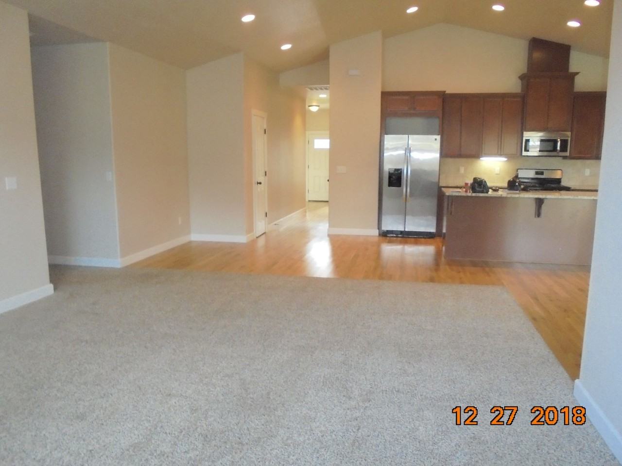 2981 Sw Redmond Hill Rd - Photo 4 of 13