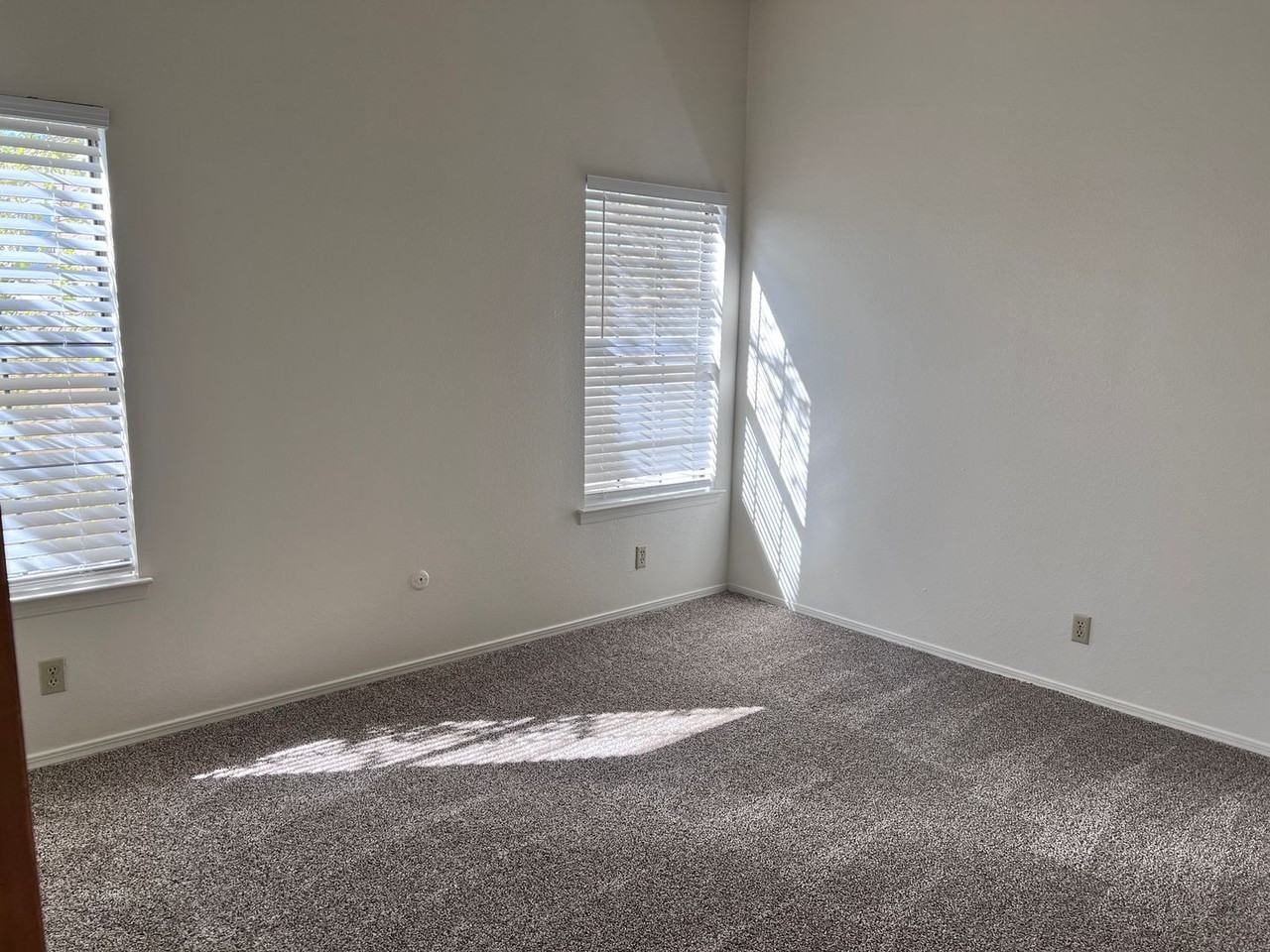 5401 Luttrell Ct Ne - Photo 6 of 15